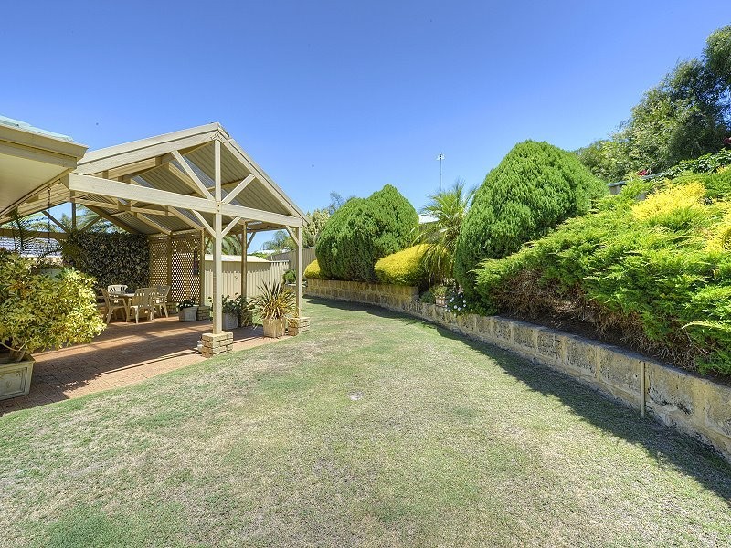 29 Yorrell Place, Halls Head WA 6210