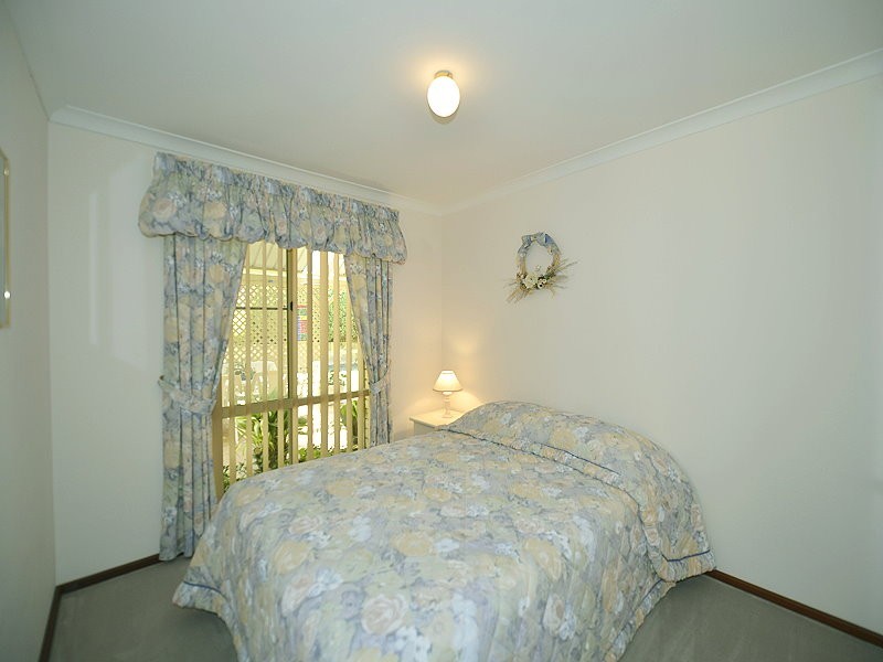 29 Yorrell Place, Halls Head WA 6210