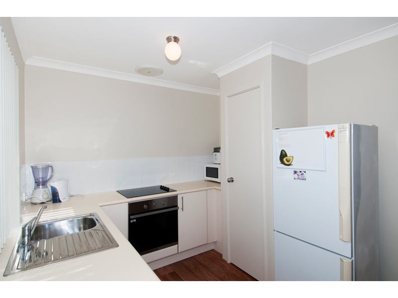 10/2 Loaring Street, Mandurah WA 6210