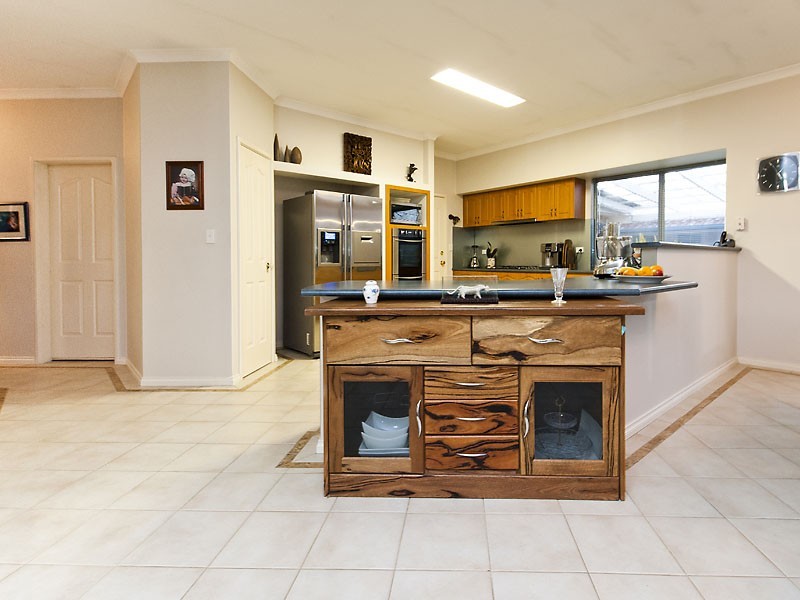 15 Australis Circle, Wannanup WA 6210