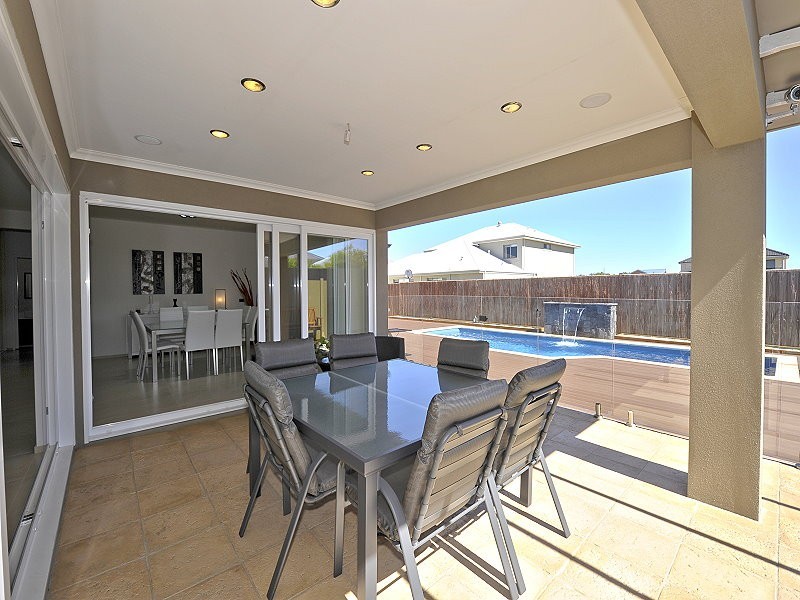 8 Abercrombie Rise, Madora Bay WA 6210