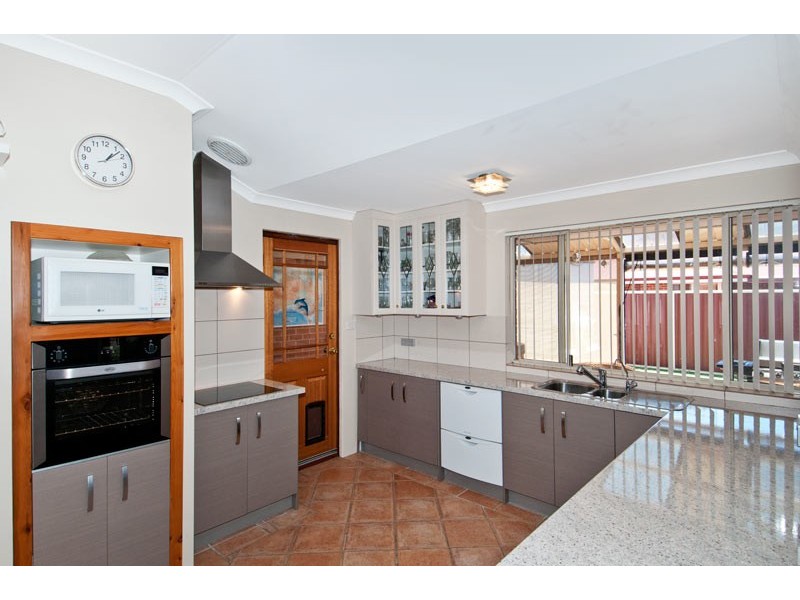 15 Pyrford Ramble, Erskine WA 6210