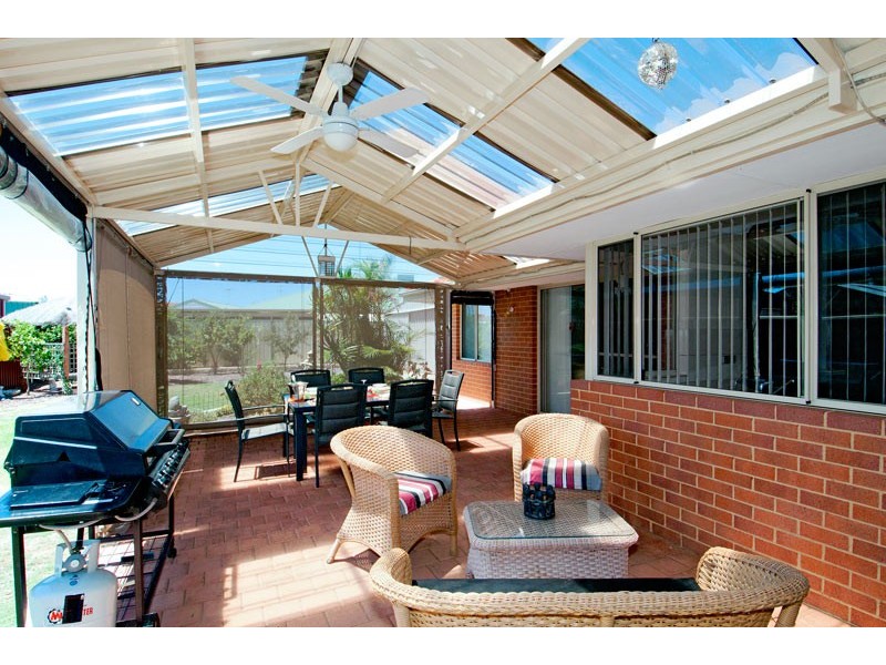 15 Pyrford Ramble, Erskine WA 6210