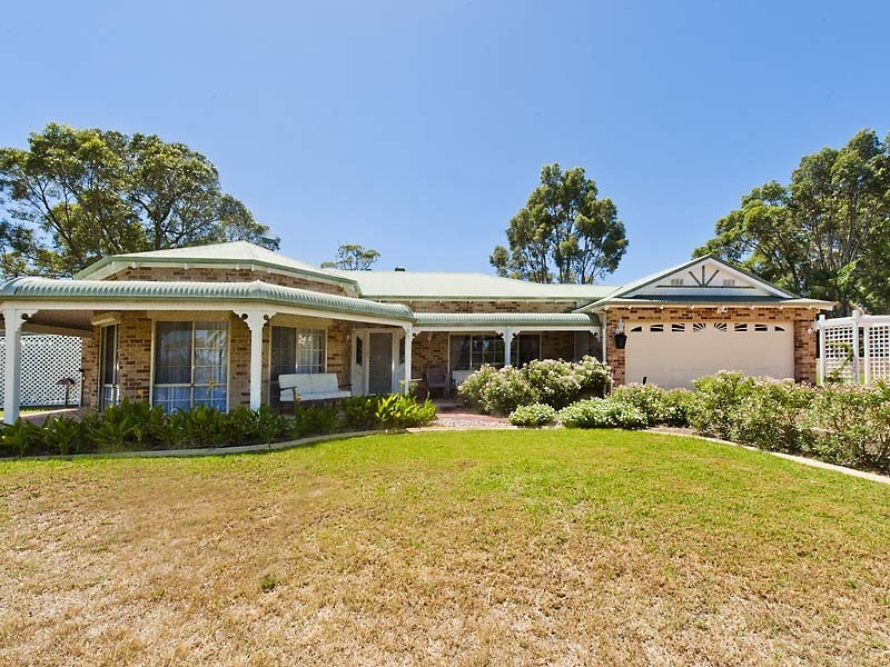 3 Maldon Place, Parklands WA 6180
