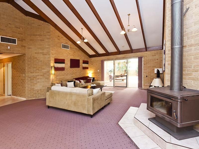 3 Maldon Place, Parklands WA 6180