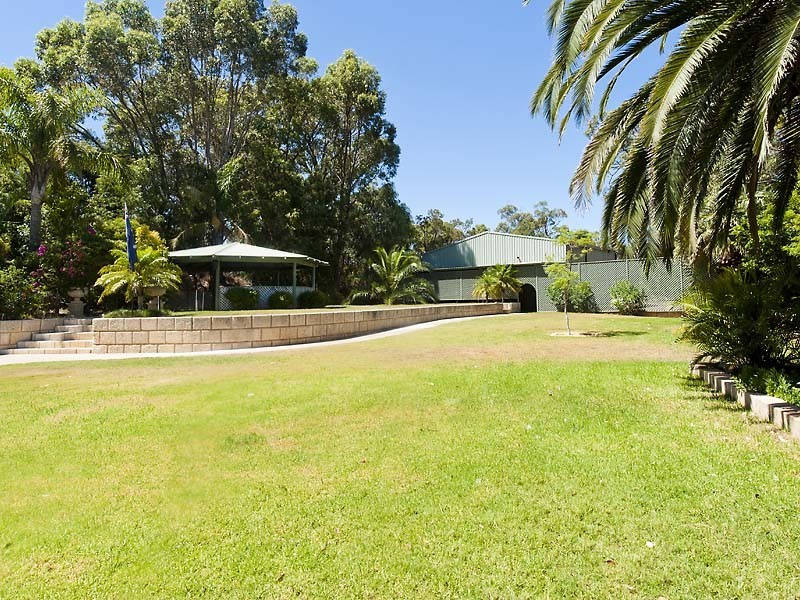3 Maldon Place, Parklands WA 6180