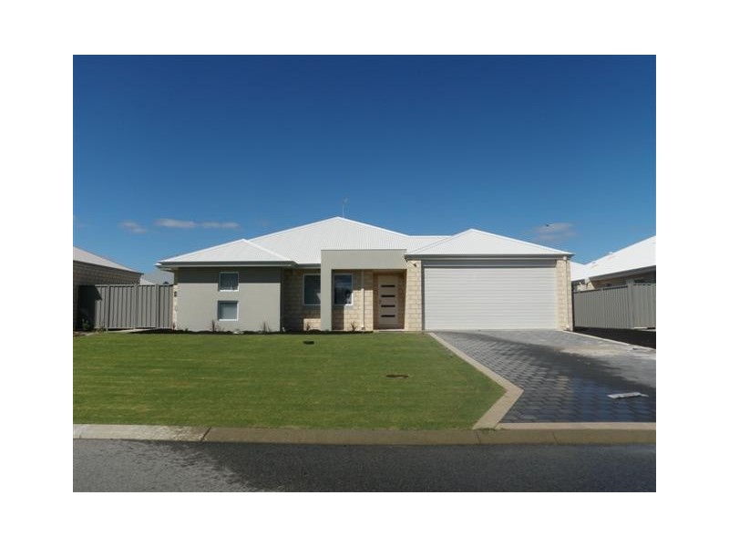 38 Nairn Road, Coodanup WA 6210