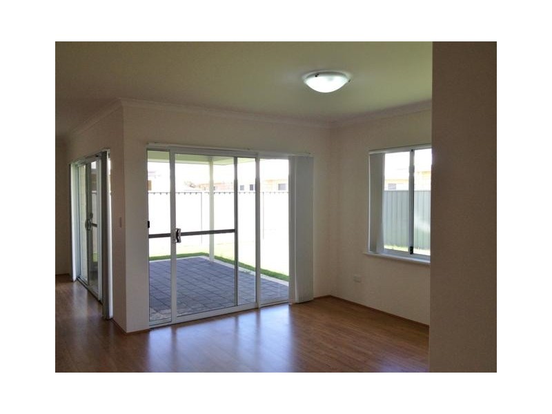 38 Nairn Road, Coodanup WA 6210