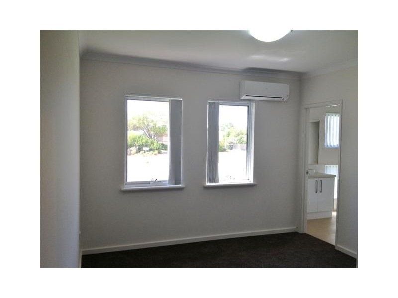 38 Nairn Road, Coodanup WA 6210