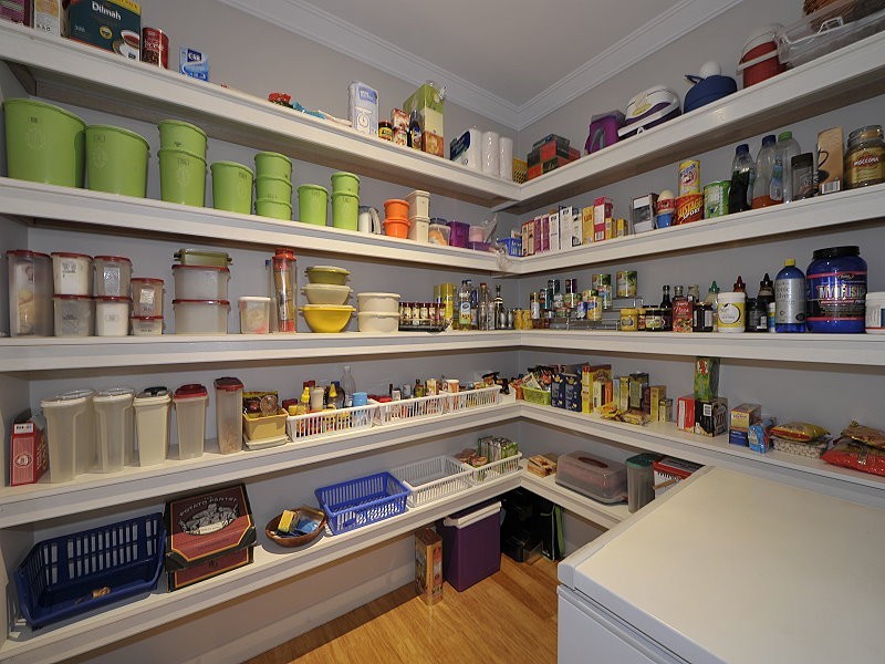 10 Royston Way, Lakelands WA 6180