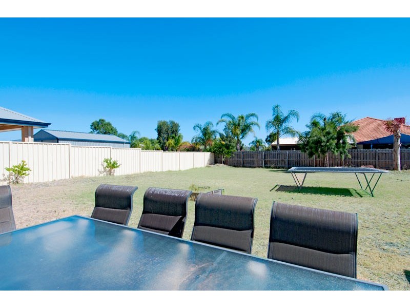 46 Midsummer Circle, Pinjarra WA 6208