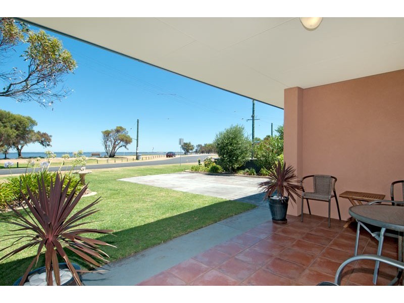 3 John Street, Coodanup WA 6210