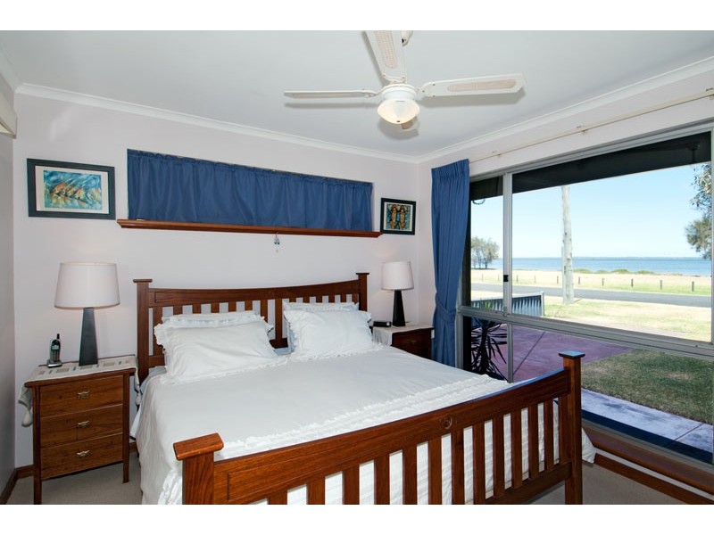 3 John Street, Coodanup WA 6210