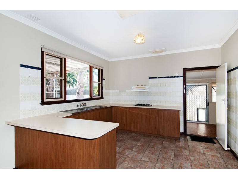 1 Janice Avenue, Falcon WA 6210