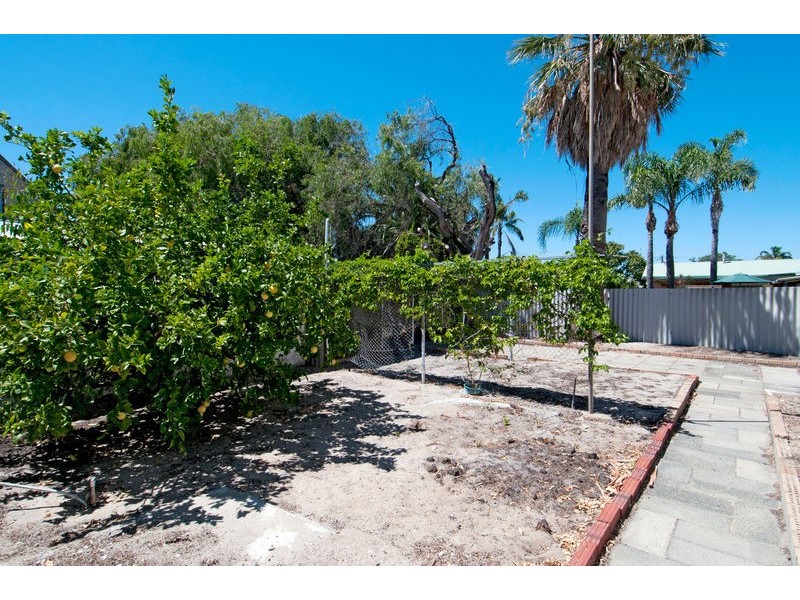 1 Janice Avenue, Falcon WA 6210