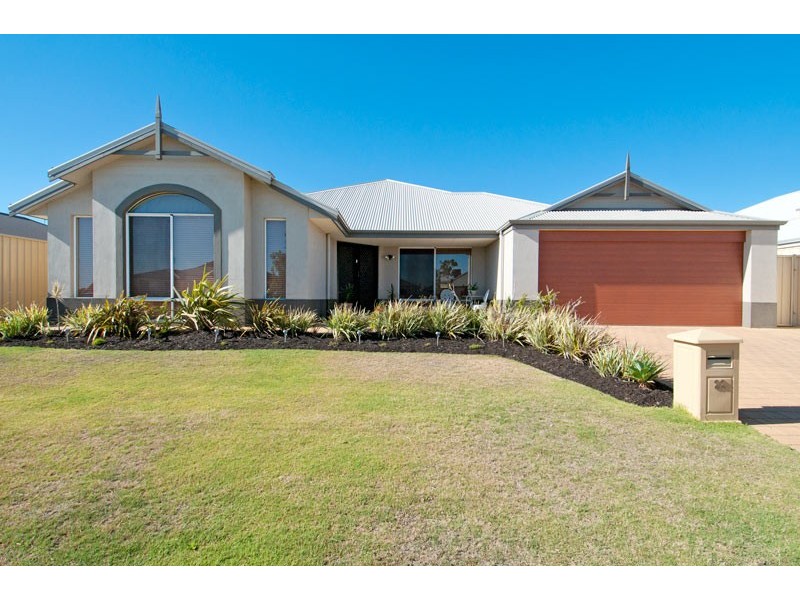 22 Banksiadale Gate, Lakelands WA 6180