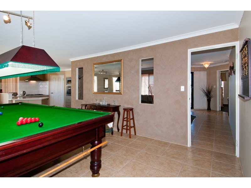 22 Banksiadale Gate, Lakelands WA 6180
