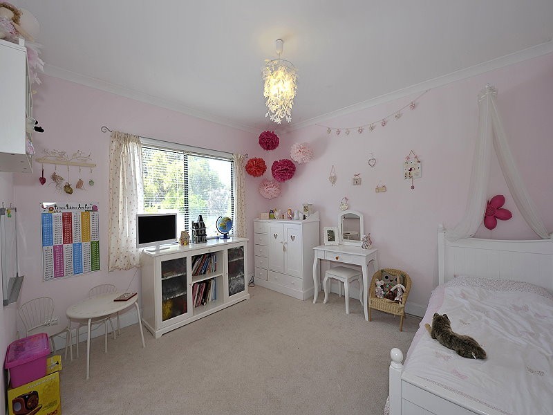 12 Lyelta Street, Falcon WA 6210