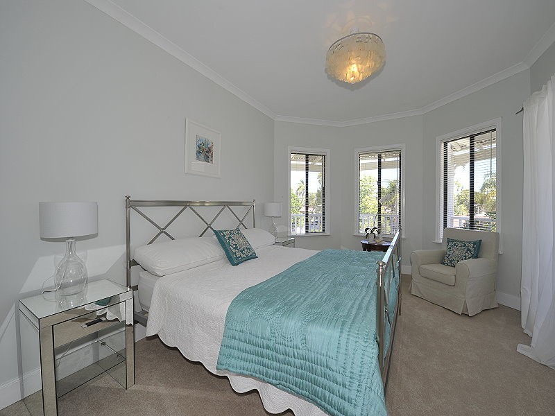 12 Lyelta Street, Falcon WA 6210