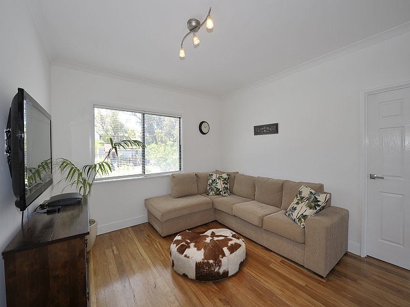 12 Lyelta Street, Falcon WA 6210