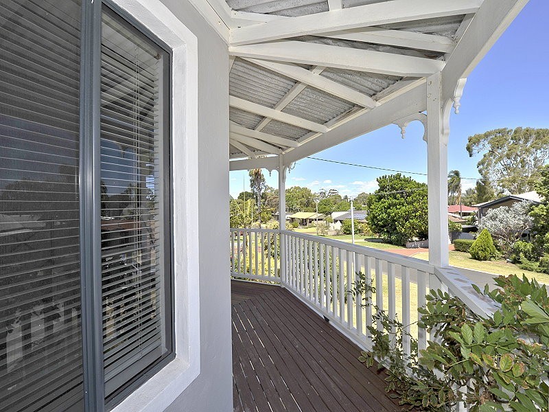 12 Lyelta Street, Falcon WA 6210