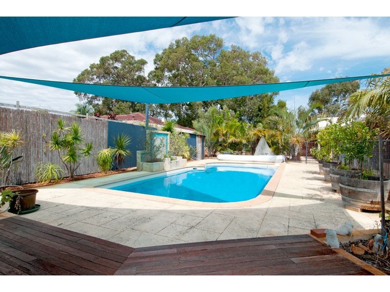 3 Glendart Crt, Erskine WA 6210