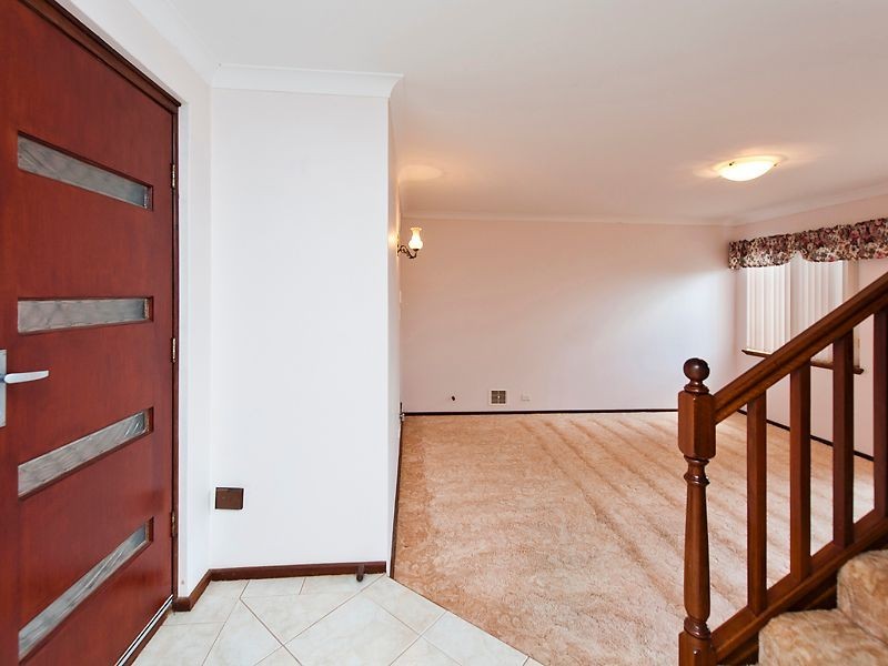 1/7 Rocklea Place, Silver Sands WA 6210