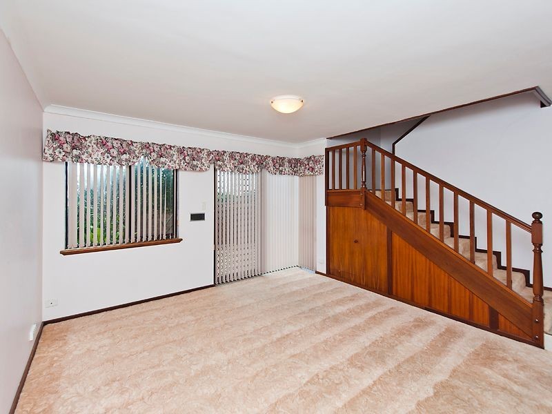 1/7 Rocklea Place, Silver Sands WA 6210