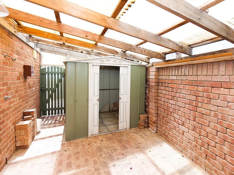 1/7 Rocklea Place, Silver Sands WA 6210