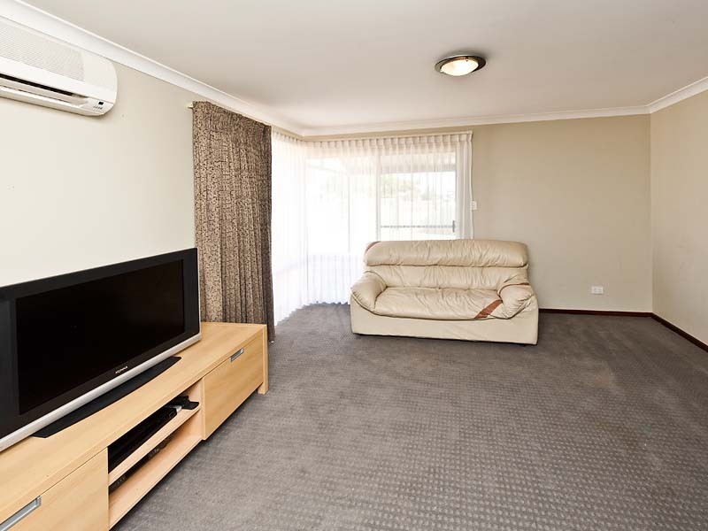 36 Waterside Drive, Dudley Park WA 6210