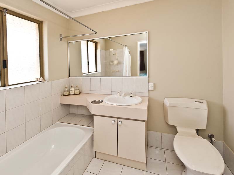 36 Waterside Drive, Dudley Park WA 6210