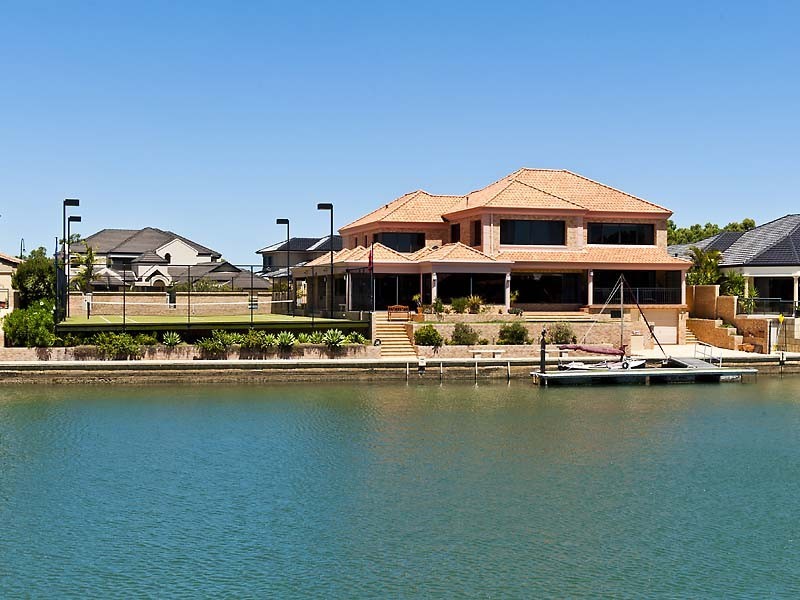 37 Santavea Mews, Halls Head WA 6210