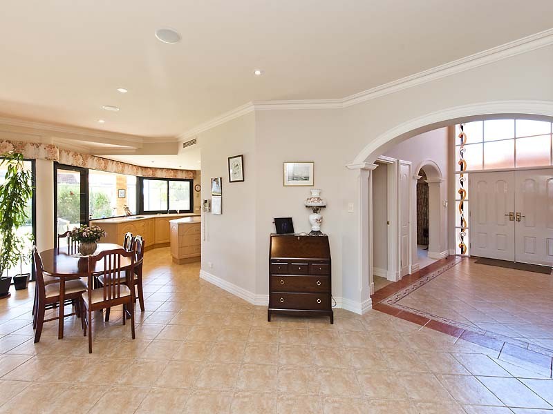 37 Santavea Mews, Halls Head WA 6210