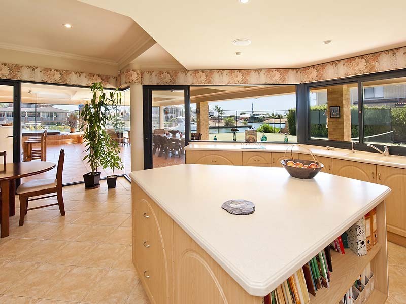 37 Santavea Mews, Halls Head WA 6210