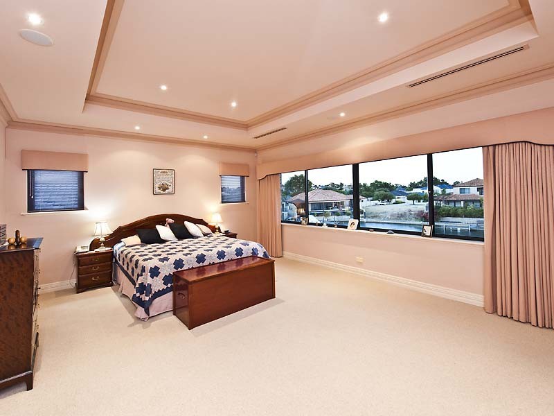 37 Santavea Mews, Halls Head WA 6210