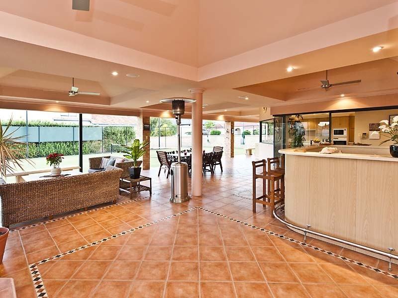 37 Santavea Mews, Halls Head WA 6210