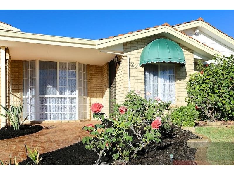 23 Silvertop Avenue, Halls Head WA 6210