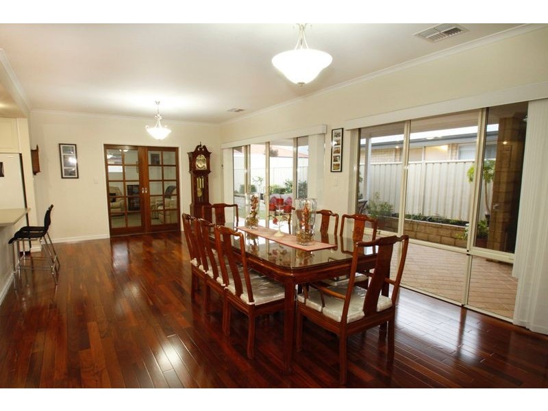 1 Harvest Chase, Madora Bay WA 6210