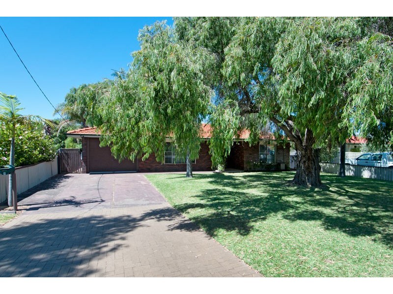 9 McKerracher Street, Dudley Park WA 6210