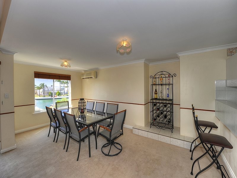 45 Waterside Drive, Dudley Park WA 6210