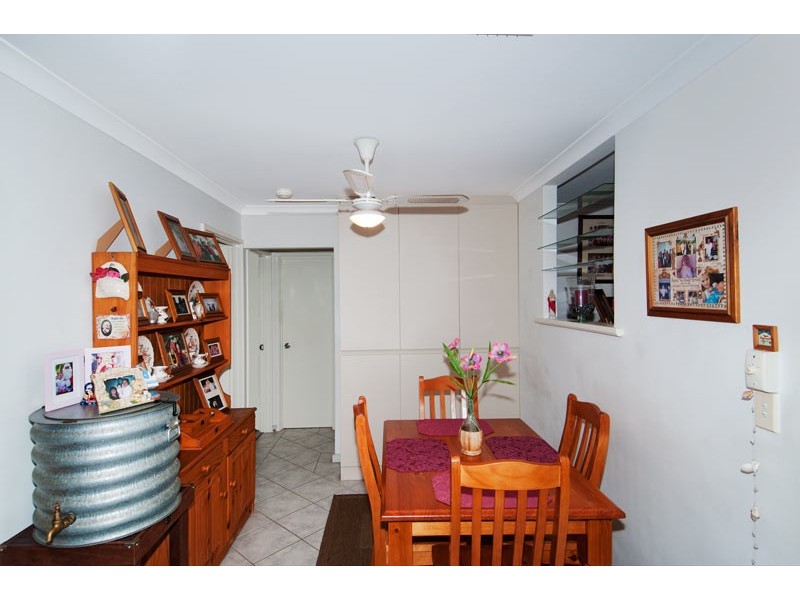 9 Vermont Avenue, Meadow Springs WA 6210