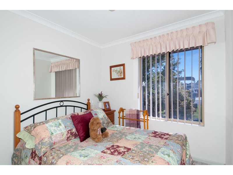 9 Vermont Avenue, Meadow Springs WA 6210