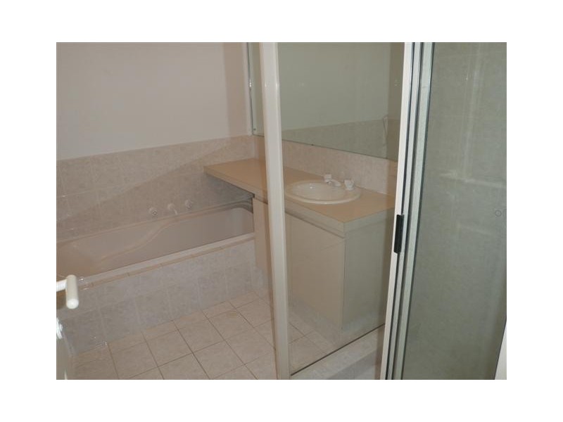 6/1 Waterside Drive, Dudley Park WA 6210