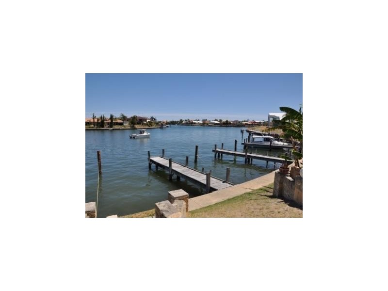 6/1 Waterside Drive, Dudley Park WA 6210