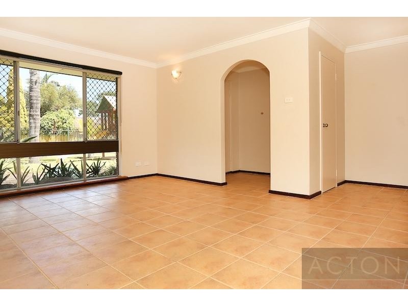 15 Owen Street, Mandurah WA 6210