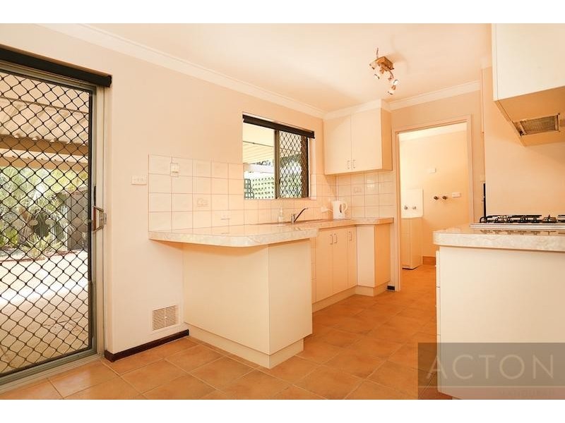 15 Owen Street, Mandurah WA 6210