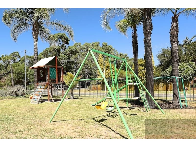 15 Owen Street, Mandurah WA 6210