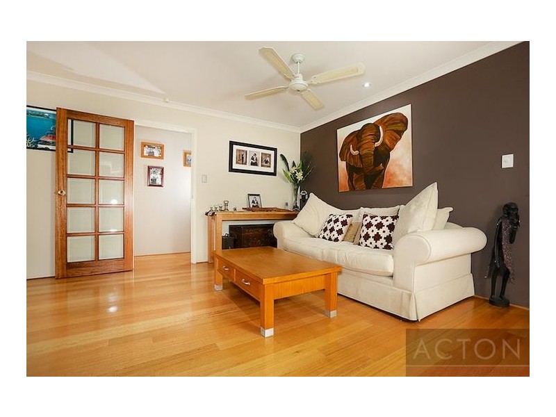 6 Dillington Mews, Erskine WA 6210