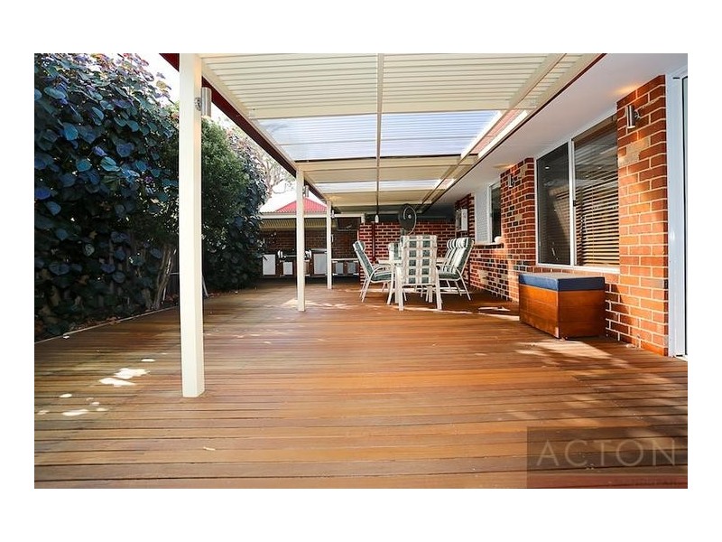 6 Dillington Mews, Erskine WA 6210