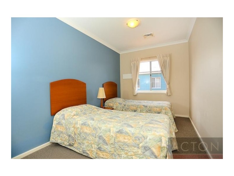 29/20 Apollo Place, Halls Head WA 6210